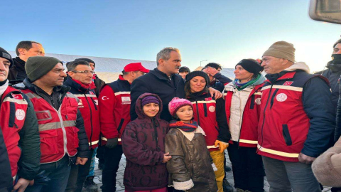 Okullar 20 Şubat’a Kadar Bir Hafta Daha Uzatıldı