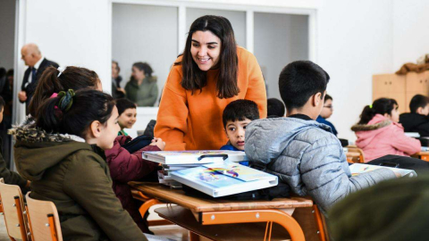Depremzede Öğrencilere “Eğitim Seti”