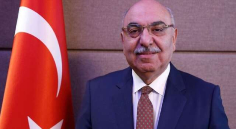 YEDİYILDIZ: “BAYRAĞI DEVREDİYORUM”