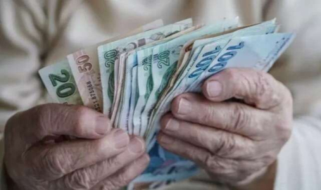 EYT'LİLER MAAŞLARINI ALMAYA BAŞLADI
