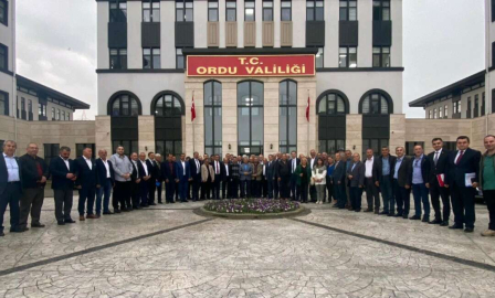 Vali Sonel, Altınordu'da Görev Yapan Muhtarlarla Bir Araya Geldi