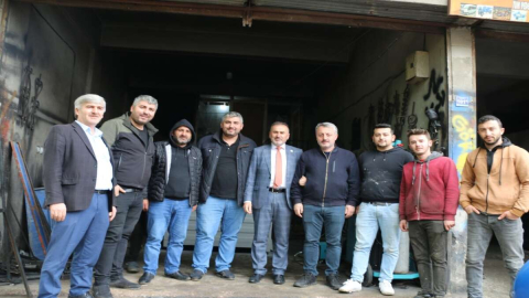 Başkan Yalçuva Çarşı Pazar Gezere Vatandaşları Dinledi