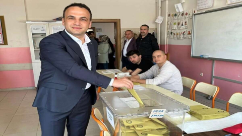 BAŞKAN KİBAR OYUNU KULLANDI
