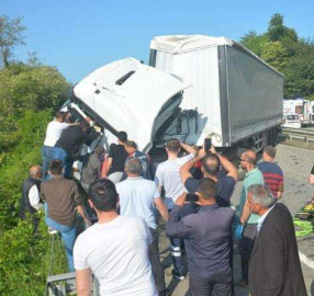 KOMŞUDA KAZA: 3 YARALI