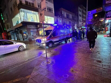 Yolun Karşısına Geçmeye Çalışan Vatandaşa Otomobil Çarptı