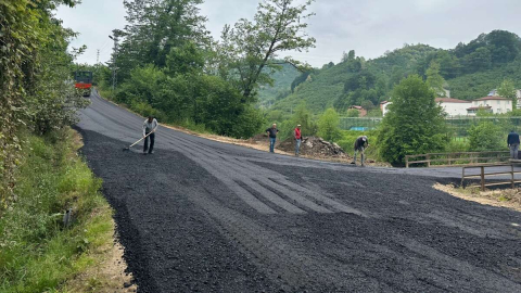 3 mahalleye, 5 kilometrelik SICAK ASFALT