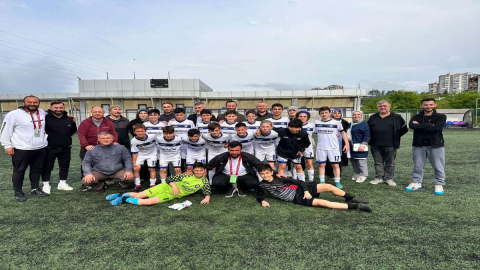 ÜNYE FUTBOL KULÜBÜ FİNALDE!
