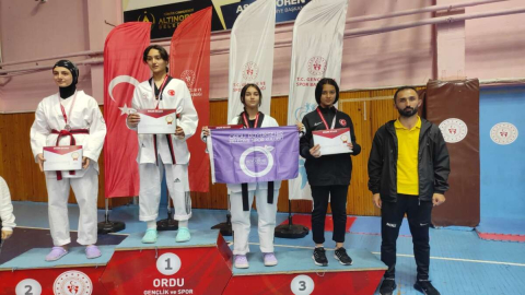 TAEKWONDOCULAR ŞAMPİYONAYA GİDİYOR