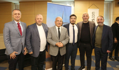 KIBRIS SEFERLERİ'NİN LANSMANI YAPILDI