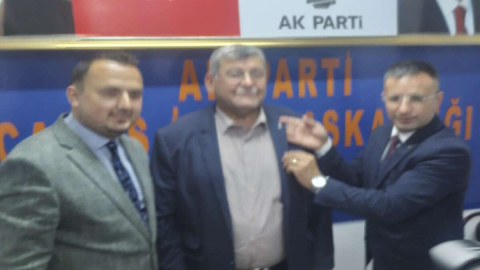 CHP’Lİ MECLİS ÜYESİ AK PARTİ’YE GEÇTİ