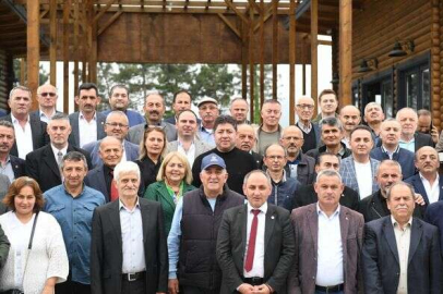 BAŞKAN TÖREN MUHTARLARLA BULUŞTU