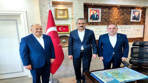 Milletvekili Özer, Ünyelilerle Yatırımları Konuştu