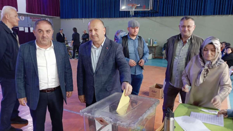 Başkan Tavlı Cumhurbaşkanlığı Oyunu Kullandı!