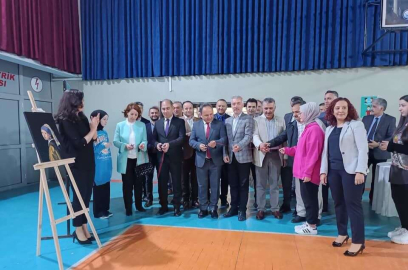 Duygular Tuvalle Birleşti