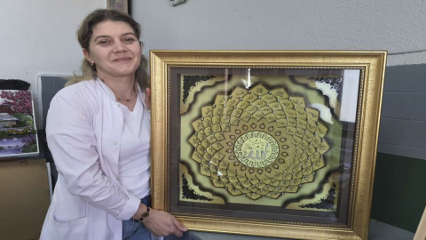 MÜZAYEDEYE DAMGA VURAN TABLO