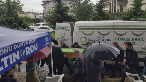 OZAN BABA SON YOLCULUĞUNA UĞURLANDI