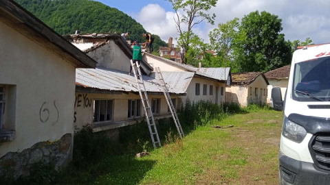 GÖLKÖY’DE KAPALI OKULLAR HAYATA KAZANDIRILIYOR