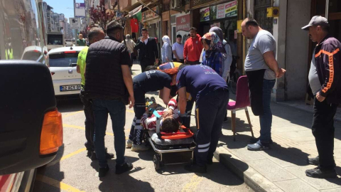 Lise Öğrencisi Kazada Yaralandı