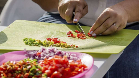 DİKKAT ÖLÜM SAÇIYOR