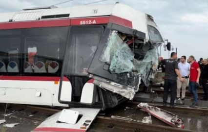 SAMSUN'DA TRAMVAY KAZASI: 1’İ AĞIR 14 YARALI