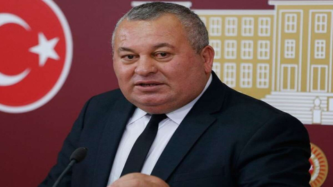 ENGİNYURT: ‘DOLARIN DA DAHA YÜKSEK RAKAMLARA ERECEĞİ GÖRÜLMEKTEDİR’