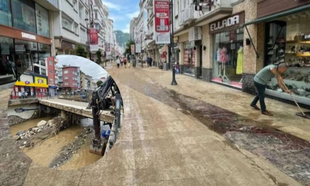 SELİN YARALARI SARILIYOR