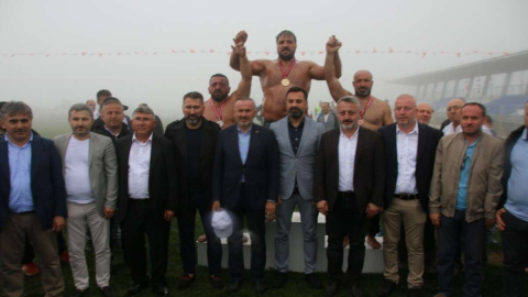 BAŞPEHLİVAN RECEP KARA OLDU