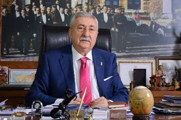 “SIKINTILARIN EN BÜYÜĞÜNÜ ESNAF VE SANATKÂRIMIZ YAŞIYOR”