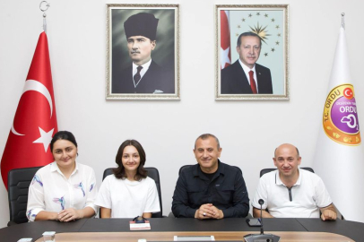 VALİ SONEL’DEN LGS ŞAMPİYONUNA ALTIN