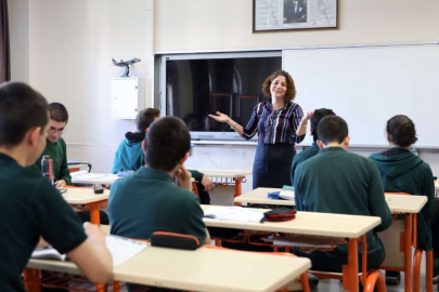 ÖĞRETMENLERİN YER DEĞİŞTİRME BAŞVURU ATAMASI 23 AĞUSTOS’TA YAPILACAK