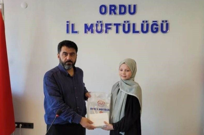 ÜNYELİ RUKİYE HAFIZLIK YARIŞMASINDA İL BİRİNCİSİ OLDU