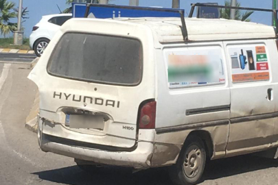ARACIN KAPISINI İPLE BAĞLADI