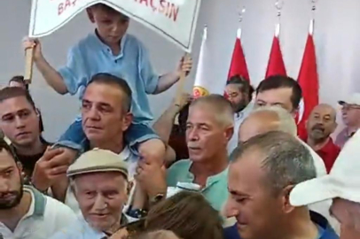 VALİ BABAYI AĞLATTILAR