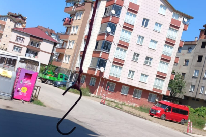 EVLERDEN ASILAN KANCALAR TEHLİKE YARATIYOR
