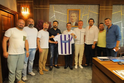 DUMLUPINARSPOR'DAN BAŞKAN KİBAR'A ZİYARET
