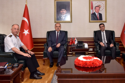 VALİ EROL’DAN EMNİYET MÜDÜRLÜĞÜNE ZİYARET