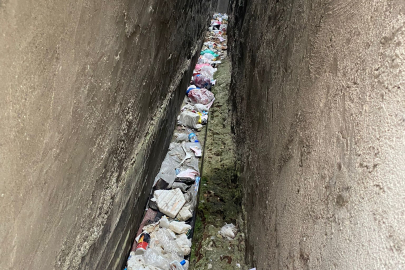 GÖRÜNMEYEN ALANLAR ÇÖPLÜK OLARAK KULLANILIYOR