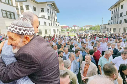 GAZETELER HALA ONU YAZIYOR