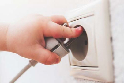 ÇOCUKLARDA EV KAZALARINA DİKKAT EDİN