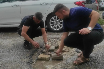 ESNAF YOL TAMİRİ YAPTI