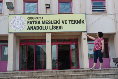 EMEKTAR ÖĞRETMEN FATSA'DAN AYRILDI