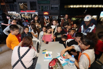 RENGÂRENK ETKİLİKTE RENGÂRENK MUTLULUK