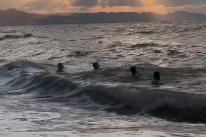 TEHLİKEYLE DANS EDİYORLAR