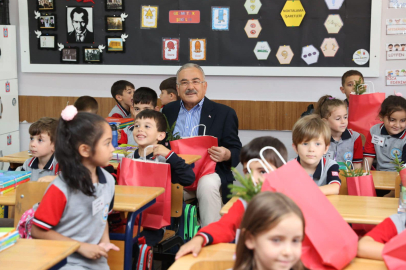 “YENİ EĞİTİM-ÖĞRETİM YILINI KUTLUYORUM”