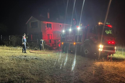 KOMŞUDAKİ YANGINI ORDU İTFAİYESİ SÖNDÜRDÜ