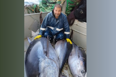 EGE DENİZİ, FATSALI BALIKÇILARI MUTLU ETTİ