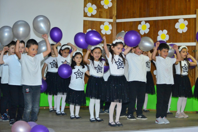 BAŞKAN DEMİRCİ ÇOCUKLARLA BİR ARADA