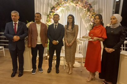 AHMET VE BÜŞRA EVLİLİK YOLUNDA İLK ADIMLARINI ATTI