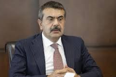 BAKAN TEKİN, DERS GEÇME DETAYLARINI AKTARDI