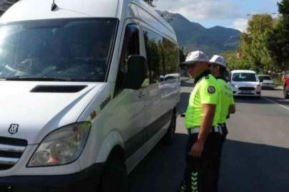 OKUL SERVİS DENETİMLERİ SÜRÜYOR